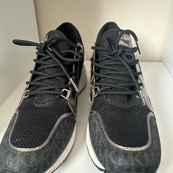 Michael Kors shoes women size 8.5 - Picture 7 of 7